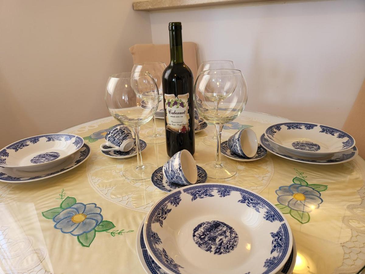 Apartment Rachel Petrovac Екстериор снимка