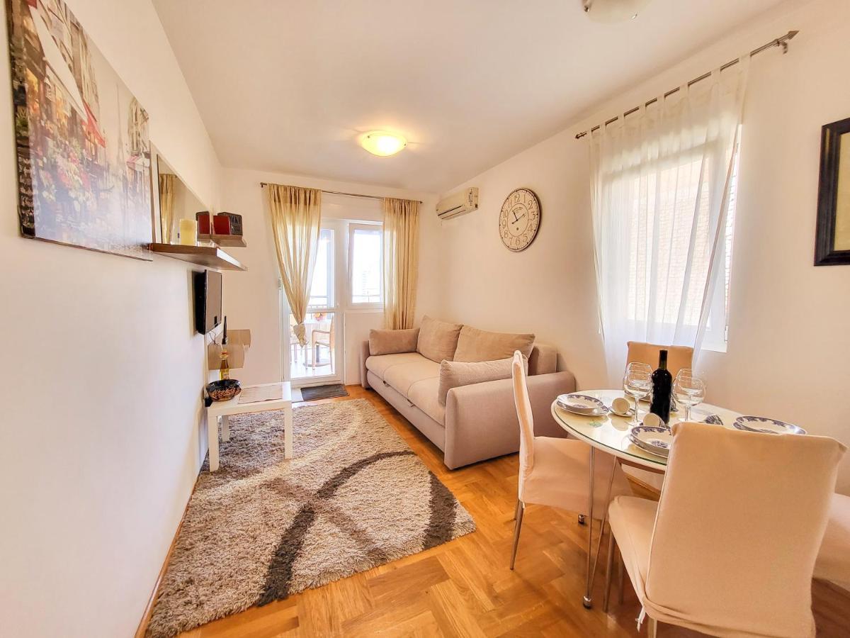 Apartment Rachel Petrovac Екстериор снимка