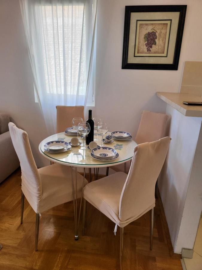 Apartment Rachel Petrovac Екстериор снимка